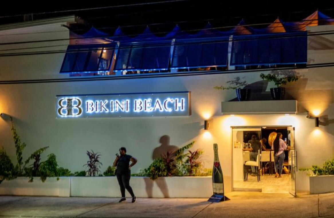 Bikini Beach bar